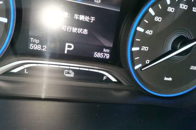 Used GAC Group ix4 2018 Luxury Edition Odometer Close Up