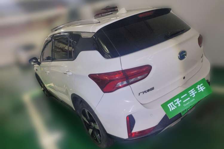 Used GAC Group ix4 2018 Luxury Edition Rear Left 45 Deg