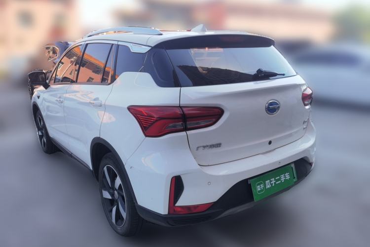 Used GAC Group ix4 2018 Luxury Edition Rear Left 45 Deg
