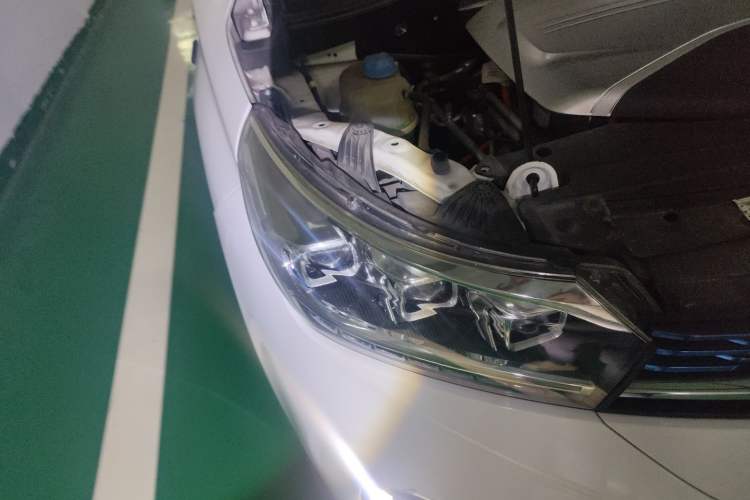 Used GAC Group ix4 2018 Luxury Edition Right Front Headlight