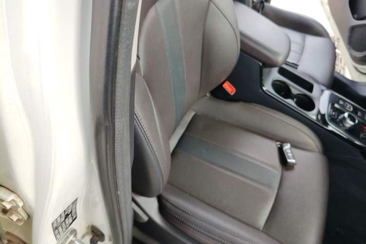 Used GAC Group ix4 2018 Leading Edition Right Front Seat