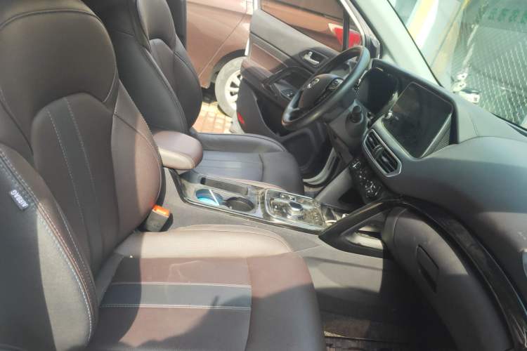 Used GAC Group ix4 2018 Luxury Edition Right Front Seat