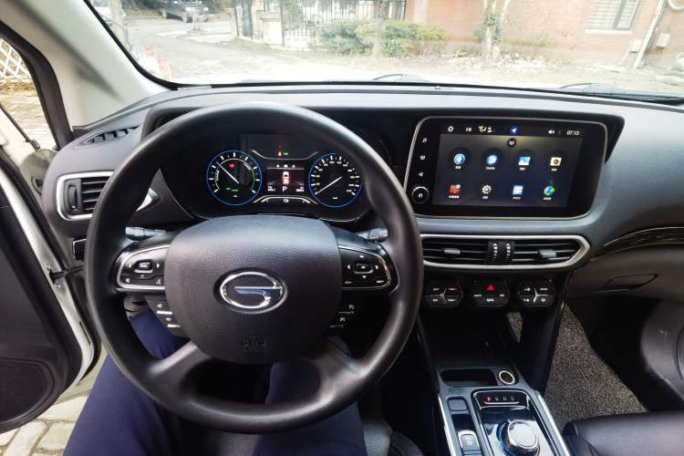 Used GAC Group ix4 2018 Luxury Edition Steering Wheel