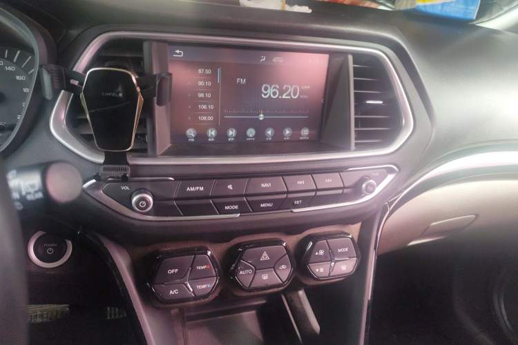Used GAC Group PHEV  Audio And AC Panel
