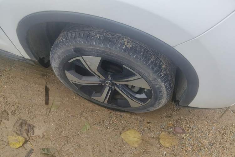 Used GAC Group PHEV  Right Front Wheel Hub