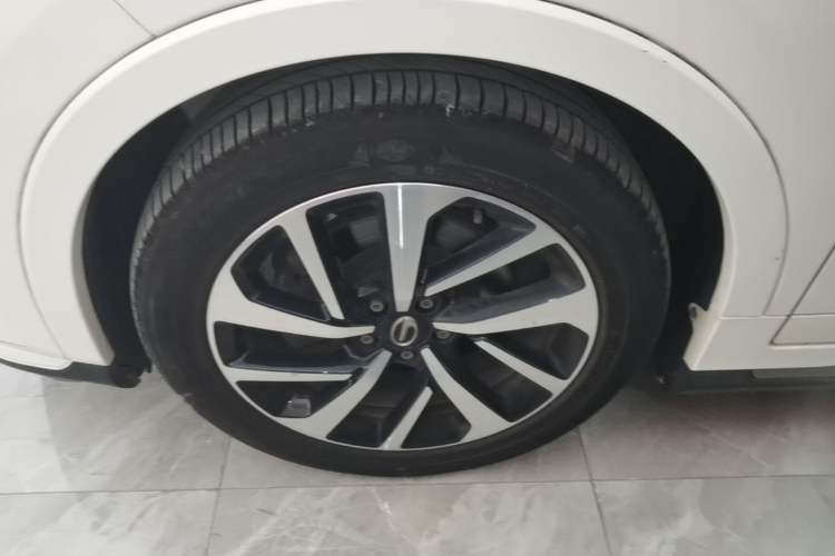Used GAC Group Qizhi EV 2019 EV530 SharpLine Edition Left Front Wheel Hub