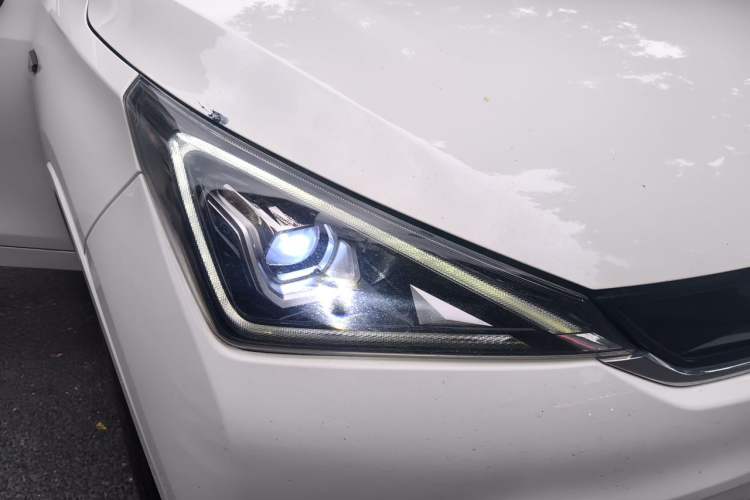 Used GAC Group Qizhi EV 2019 EV530 Smart Drive Edition Right Front Headlight