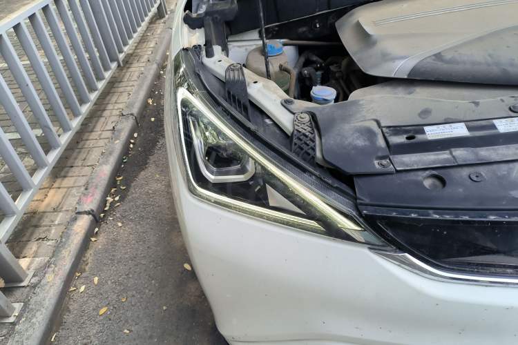 Used GAC Group Qizhi EV 2019 EV530 Smart Drive Edition Right Front Headlight