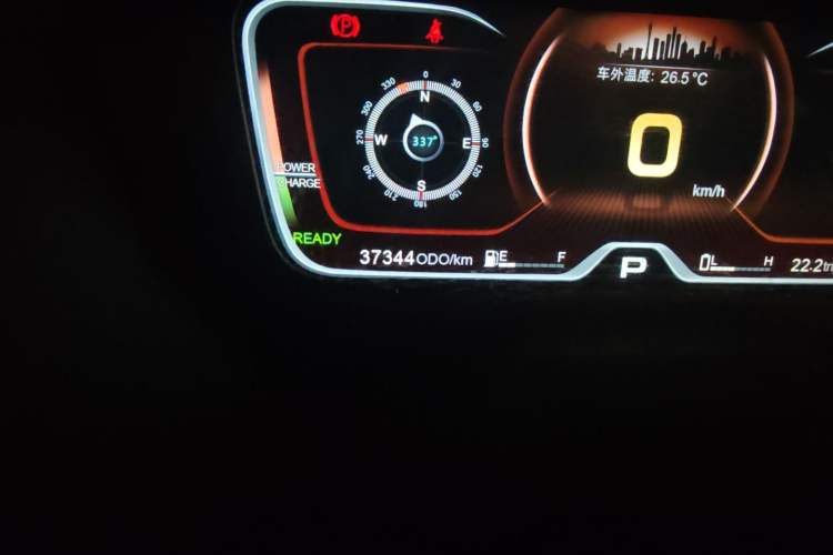 Used GAC Group Qizhi PHEV 2019 1.5L Smart Connect Premium Edition Odometer Close Up