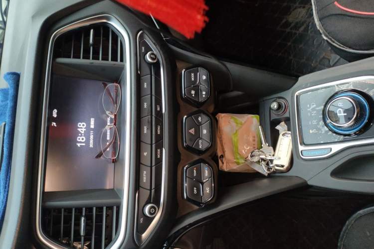 Used GAC Group Qizhi PHEV  Audio And AC Panel