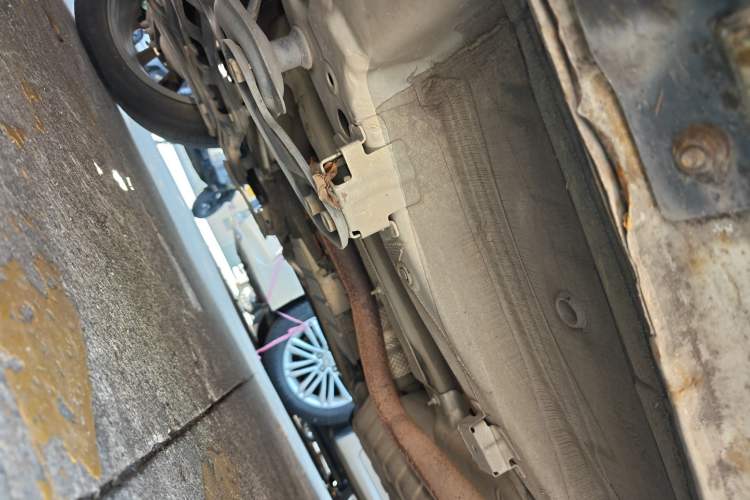 Used GAC Group Qizhi PHEV 2018 1.5L Smart Connect Premium Edition Chassis Front Left