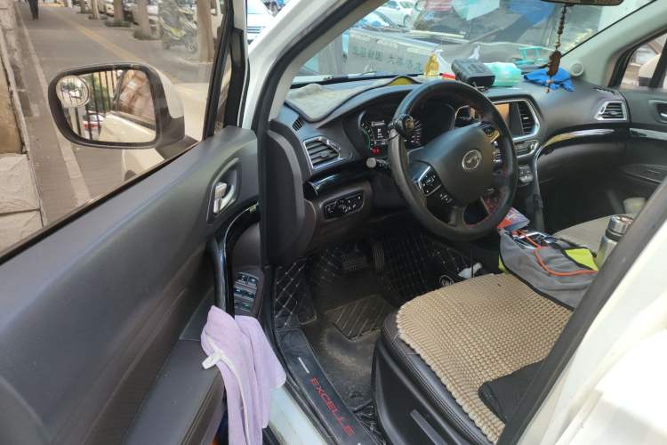Used GAC Group Qizhi PHEV 2018 1.5L Smart Connect Luxury Edition Driver Seat