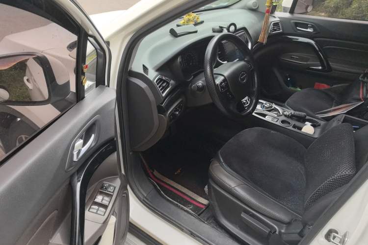 Used GAC Group Qizhi PHEV 2018 1.5L Smart Connect Luxury Edition Driver Seat