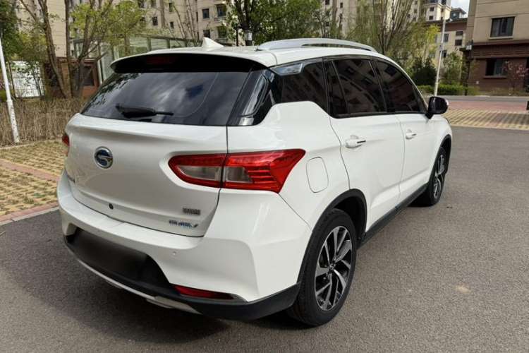 Used GAC Group Qizhi PHEV 2018 1.5L Smart Connect Luxury Edition Exterior 3