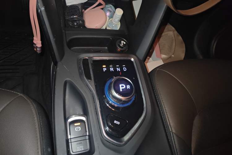 Used GAC Group Qizhi PHEV 2018 1.5L Smart Connect Premium Edition Gear Lever