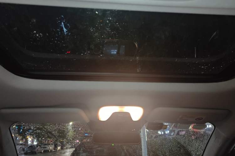 Used GAC Group Qizhi PHEV 2018 1.5L Smart Connect Premium Edition Headliner