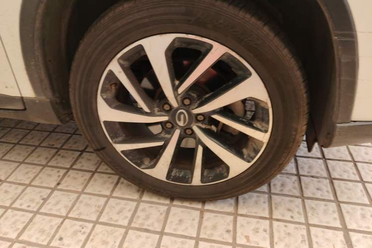 Used GAC Group Qizhi PHEV 2018 1.5L Smart Connect Premium Edition Right Front Wheel Hub