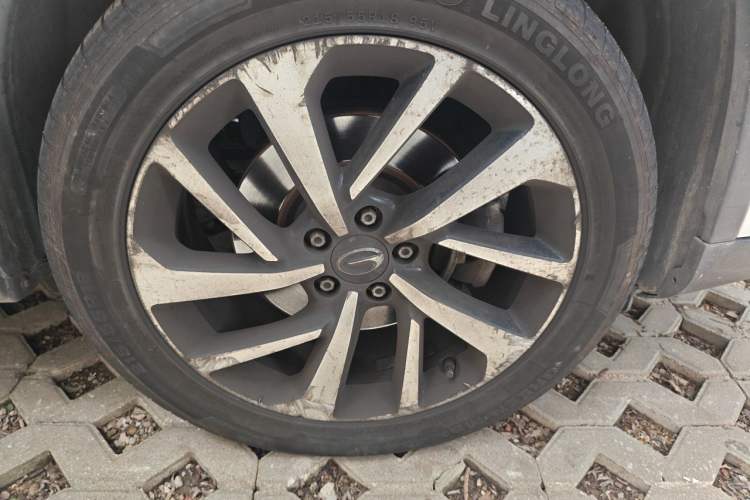 Used GAC Group Qizhi PHEV 2018 1.5L Smart Connect Premium Edition Right Front Wheel Hub