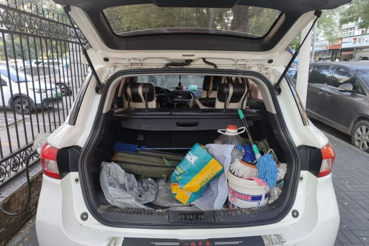 Used GAC Group Qizhi PHEV 2018 1.5L Smart Connect Luxury Edition Trunk