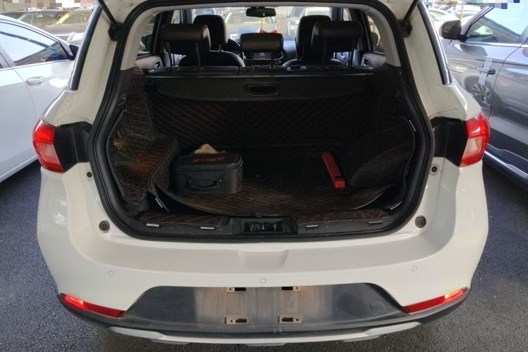 Used GAC Group Qizhi PHEV 2018 1.5L Smart Connect Premium Edition Trunk