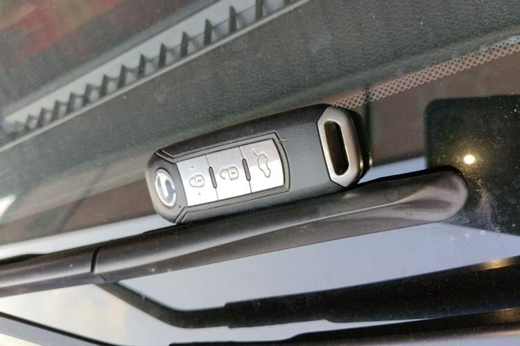 Used GAC Group Qizhi PHEV 2018 1.5L Smart Connect Premium Edition Vehicle Key