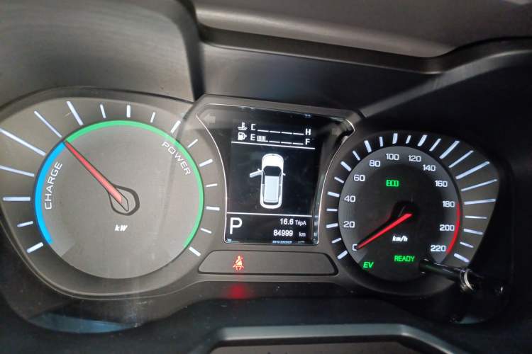 Used GAC Group Qizhi PHEV 2019 1.5L Smart Connect Luxury Edition Instrument Cluster