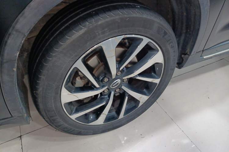 Used GAC Group Qizhi PHEV 2019 1.5L Smart Connect Luxury Edition Left Front Wheel Hub