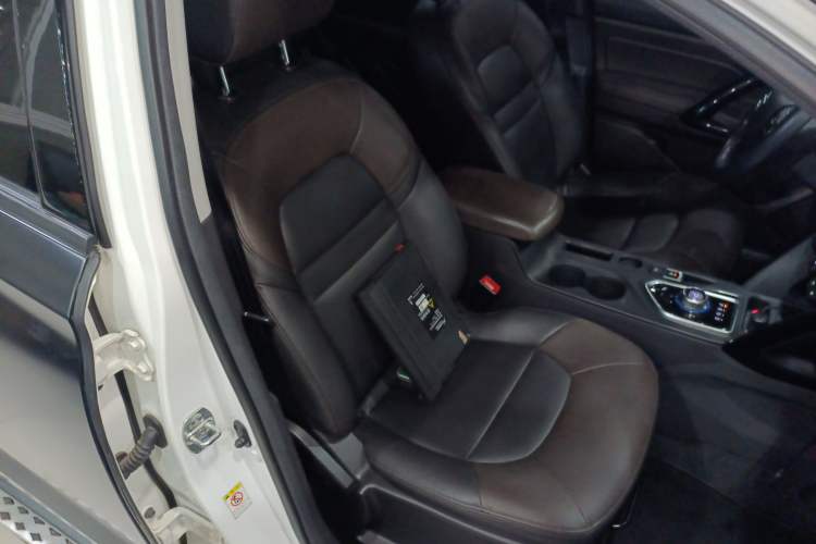 Used GAC Group Qizhi PHEV 2019 1.5L Smart Connect Luxury Edition Right Front Seat