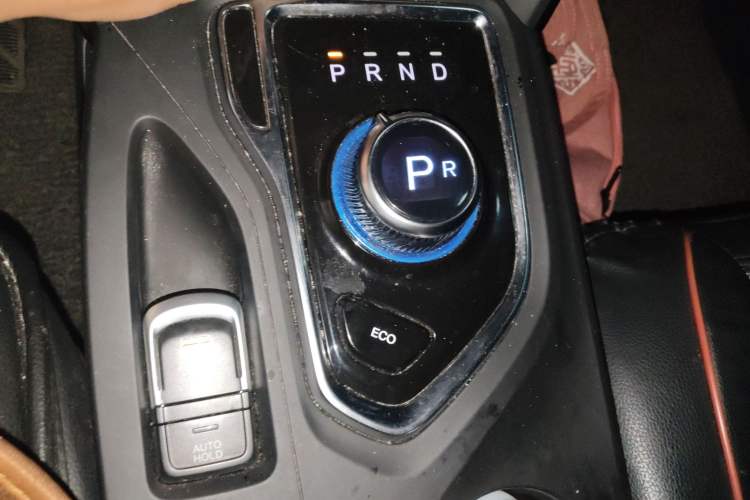 Used GAC Group Qizhi PHEV 2019 1.5L Smart Connect Luxury Edition Gear Lever
