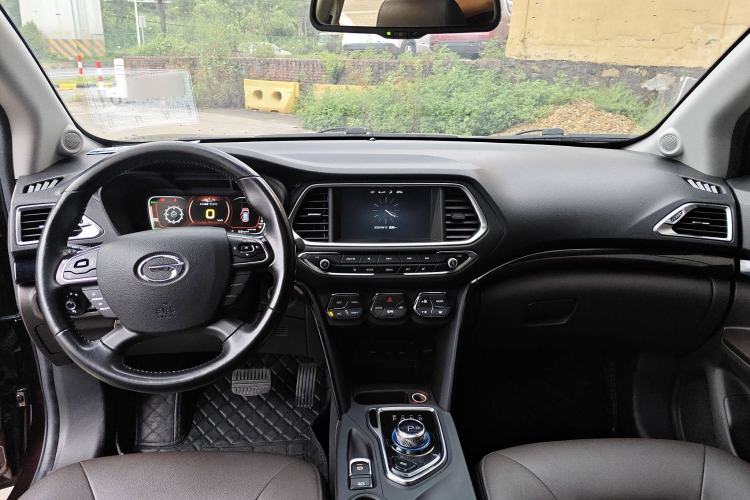 Used GAC Group Qizhi PHEV 2019 1.5L Smart Connect Premium Edition Interior 2