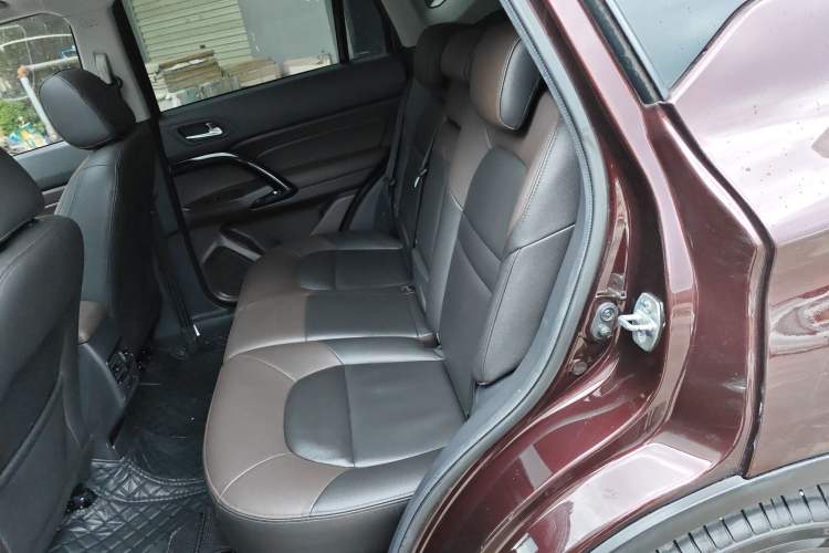 Used GAC Group Qizhi PHEV 2019 1.5L Smart Connect Premium Edition Interior 4
