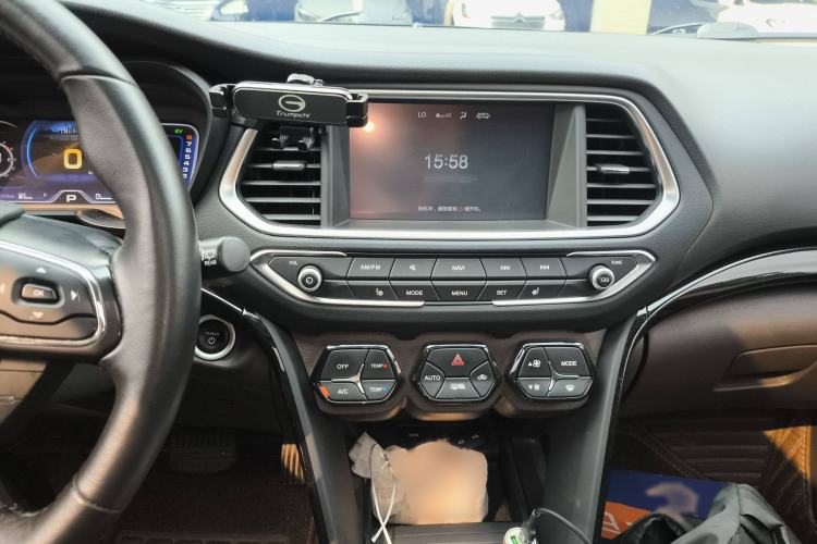 Used GAC Group Qizhi PHEV 2019 1.5L Smart Connect Premium Edition Audio And AC Panel