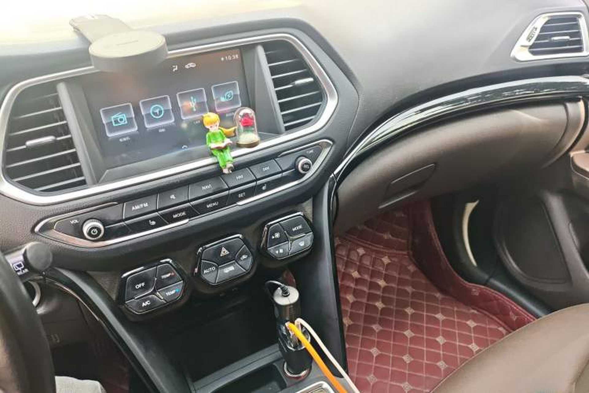 Used GAC Group Qizhi PHEV 2019 1.5L Smart Connect Premium Edition Audio And AC Panel