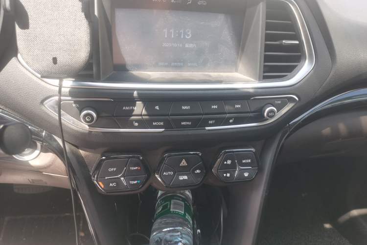 Used GAC Group Qizhi PHEV 2019 1.5L Smart Connect Premium Edition Audio And AC Panel