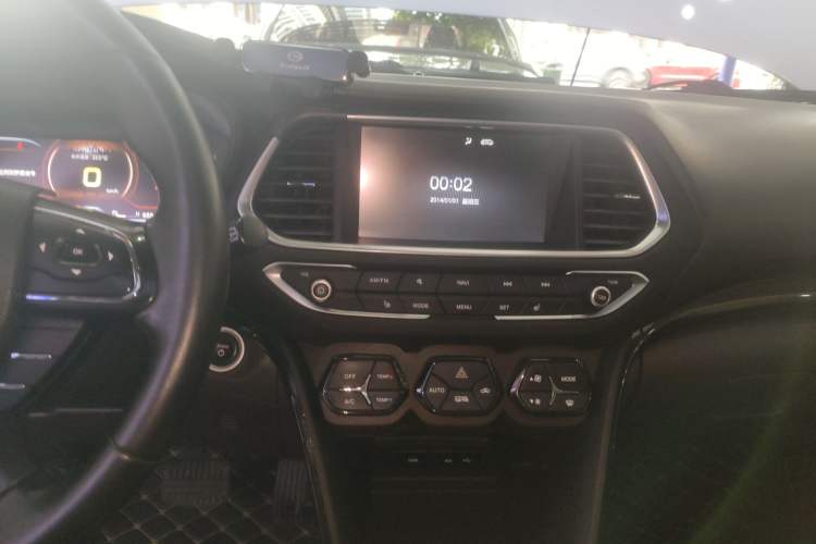 Used GAC Group Qizhi PHEV 2019 1.5L Smart Connect Premium Edition Audio And AC Panel