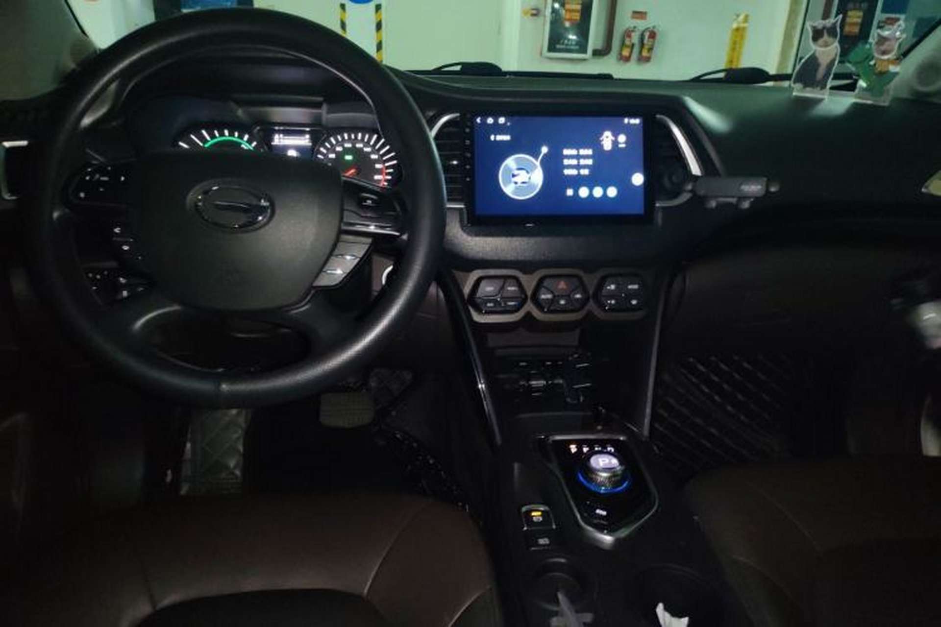 Used GAC Group Qizhi PHEV 2019 1.5L Smart Connect Luxury Edition Center Console