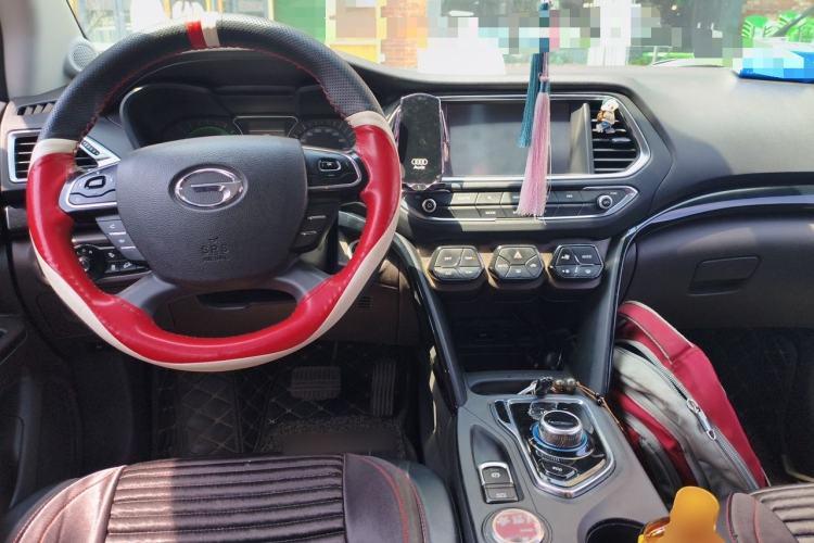 Used GAC Group Qizhi PHEV 2019 1.5L Smart Connect Luxury Edition Center Console