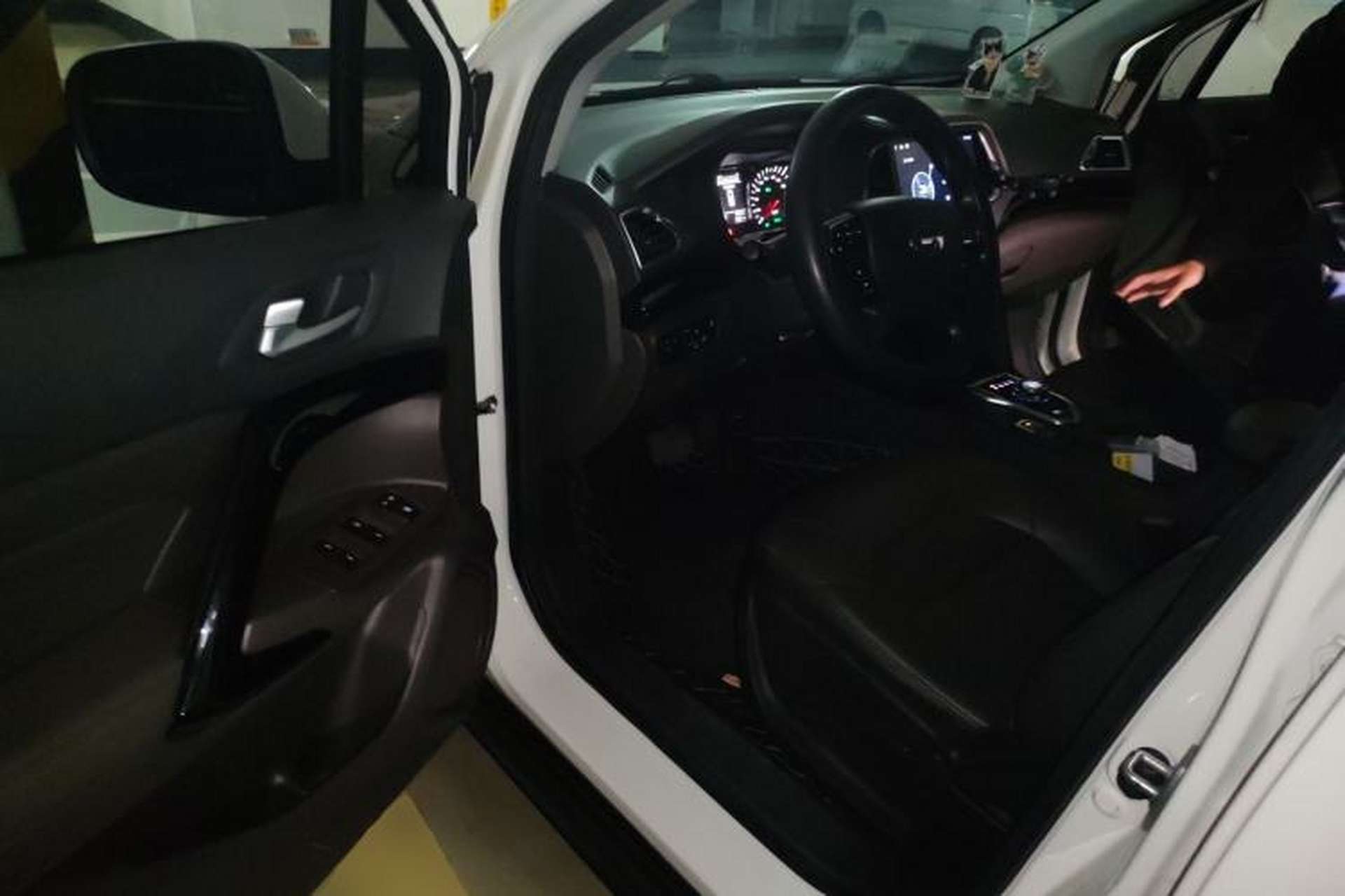 Used GAC Group Qizhi PHEV 2019 1.5L Smart Connect Luxury Edition Driver Seat