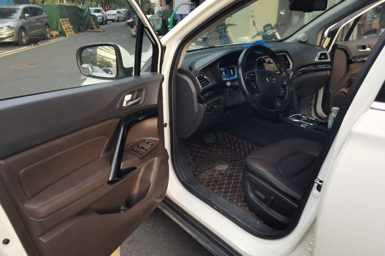 Used GAC Group Qizhi PHEV 2019 1.5L Smart Connect Premium Edition Driver Seat