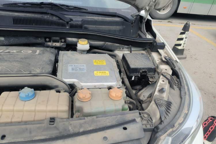 Used GAC Group Qizhi PHEV 2019 1.5L Smart Connect Premium Edition Engine Bay Left