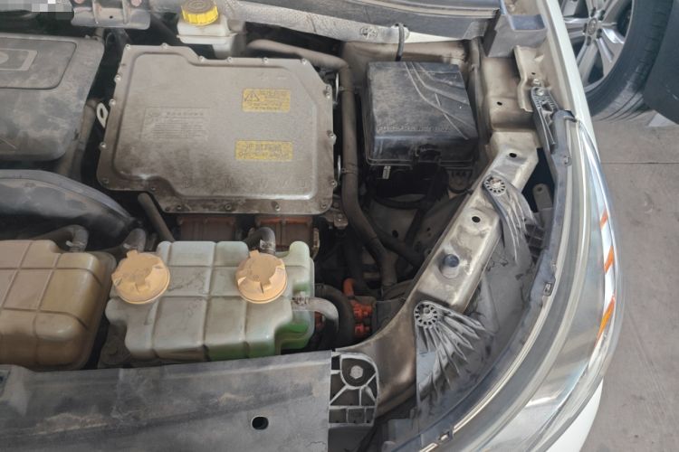 Used GAC Group Qizhi PHEV 2019 1.5L Smart Connect Premium Edition Engine Bay Left