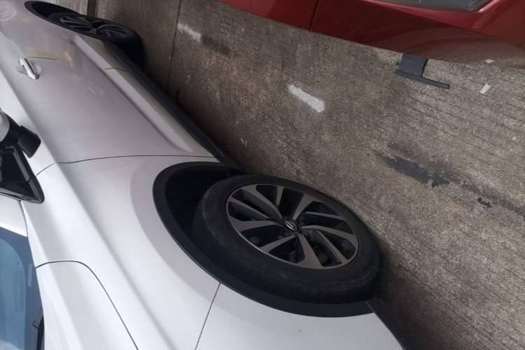 Used GAC Group Qizhi PHEV 2019 1.5L Smart Connect Premium Edition Exterior 4