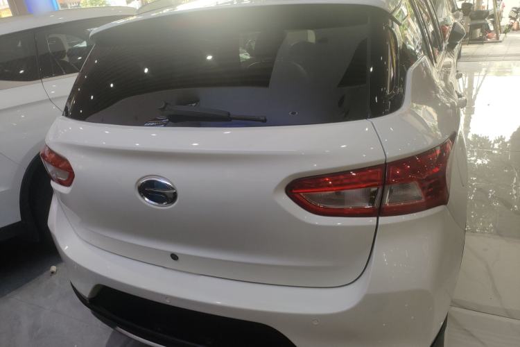 Used GAC Group Qizhi PHEV 2019 1.5L Smart Connect Premium Edition Exterior 4