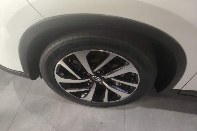Used GAC Group Qizhi PHEV 2019 1.5L Smart Connect Premium Edition Exterior 7