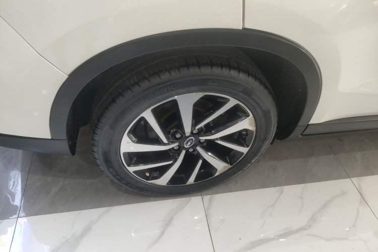 Used GAC Group Qizhi PHEV 2019 1.5L Smart Connect Premium Edition Exterior 8