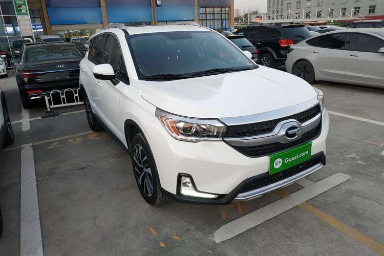 Used GAC Group Qizhi PHEV 2019 1.5L Smart Connect Premium Edition Front Right 45 Deg