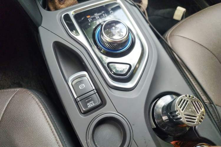 Used GAC Group Qizhi PHEV 2019 1.5L Smart Connect Luxury Edition Gear Lever