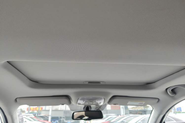 Used GAC Group Qizhi PHEV 2019 1.5L Smart Connect Premium Edition Headliner