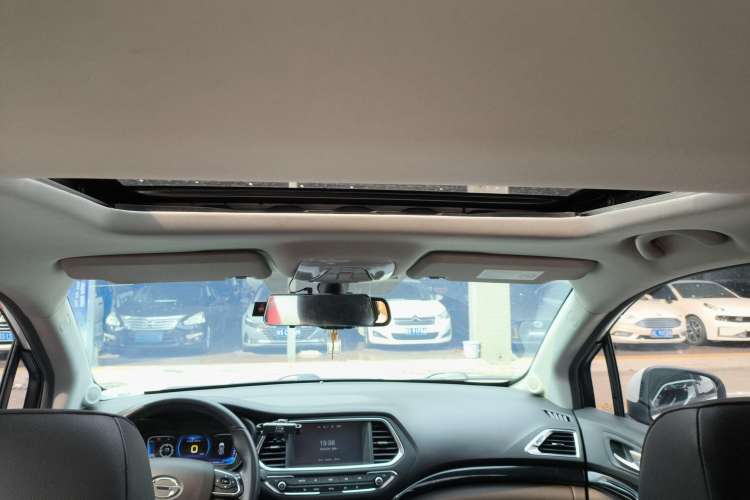 Used GAC Group Qizhi PHEV 2019 1.5L Smart Connect Premium Edition Headliner