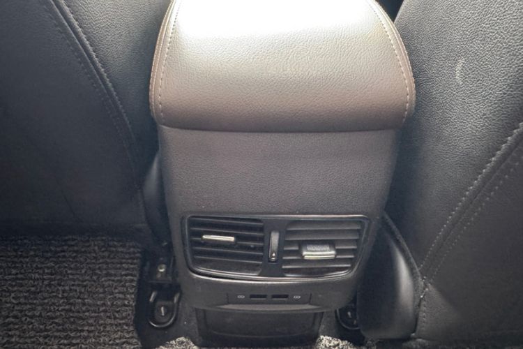 Used GAC Group Qizhi PHEV 2019 1.5L Smart Connect Premium Edition Interior 1